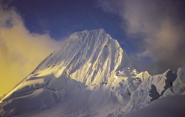 Bjergbestigning i Peru - til tops på smukke Alpamayo
