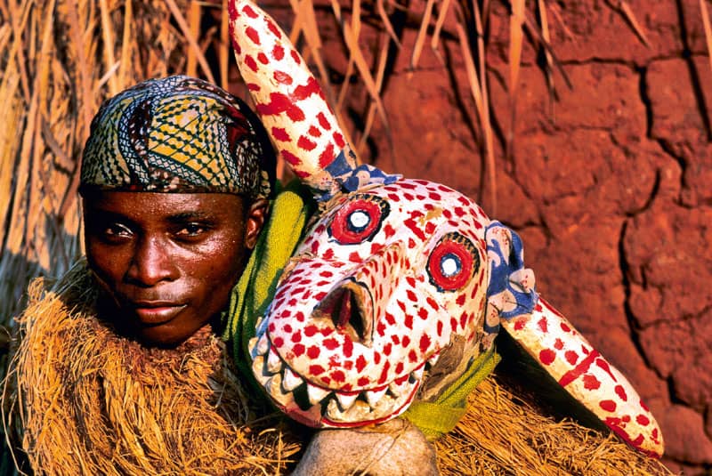 Spøgelsesceremoni i voodoo’ens fødeland, Benin